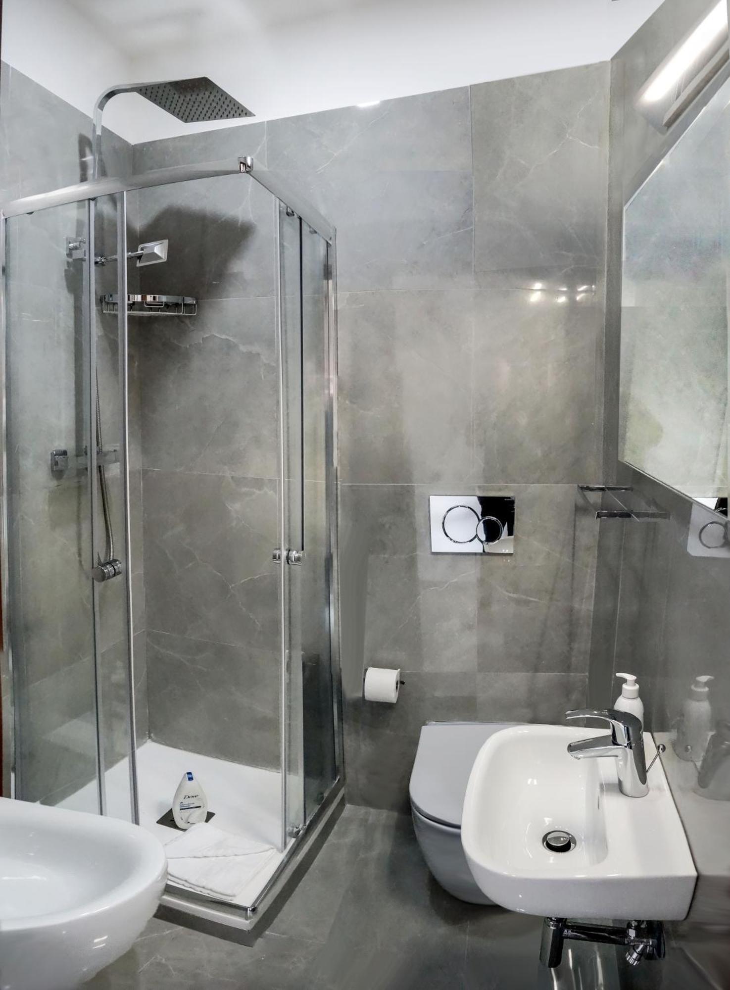 فيوميتشينو La Fiera Guesthouse المظهر الخارجي الصورة